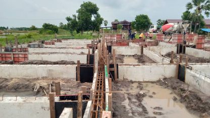 งานปรับสภาพพื้นที่และวางเสาเข็ม