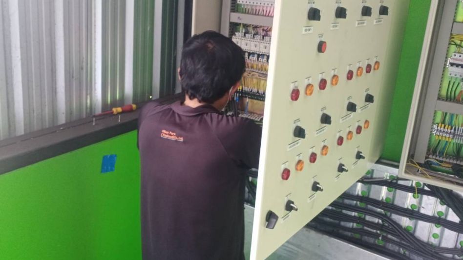 งานวางระบบไฟฟ้า
